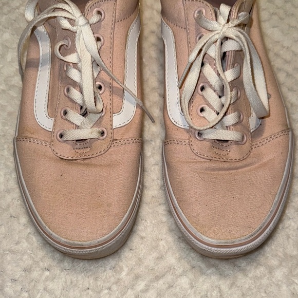 👟 Women’s Vans Low Tops – Pastel Pink – Size 11 - Picture 3 of 12
